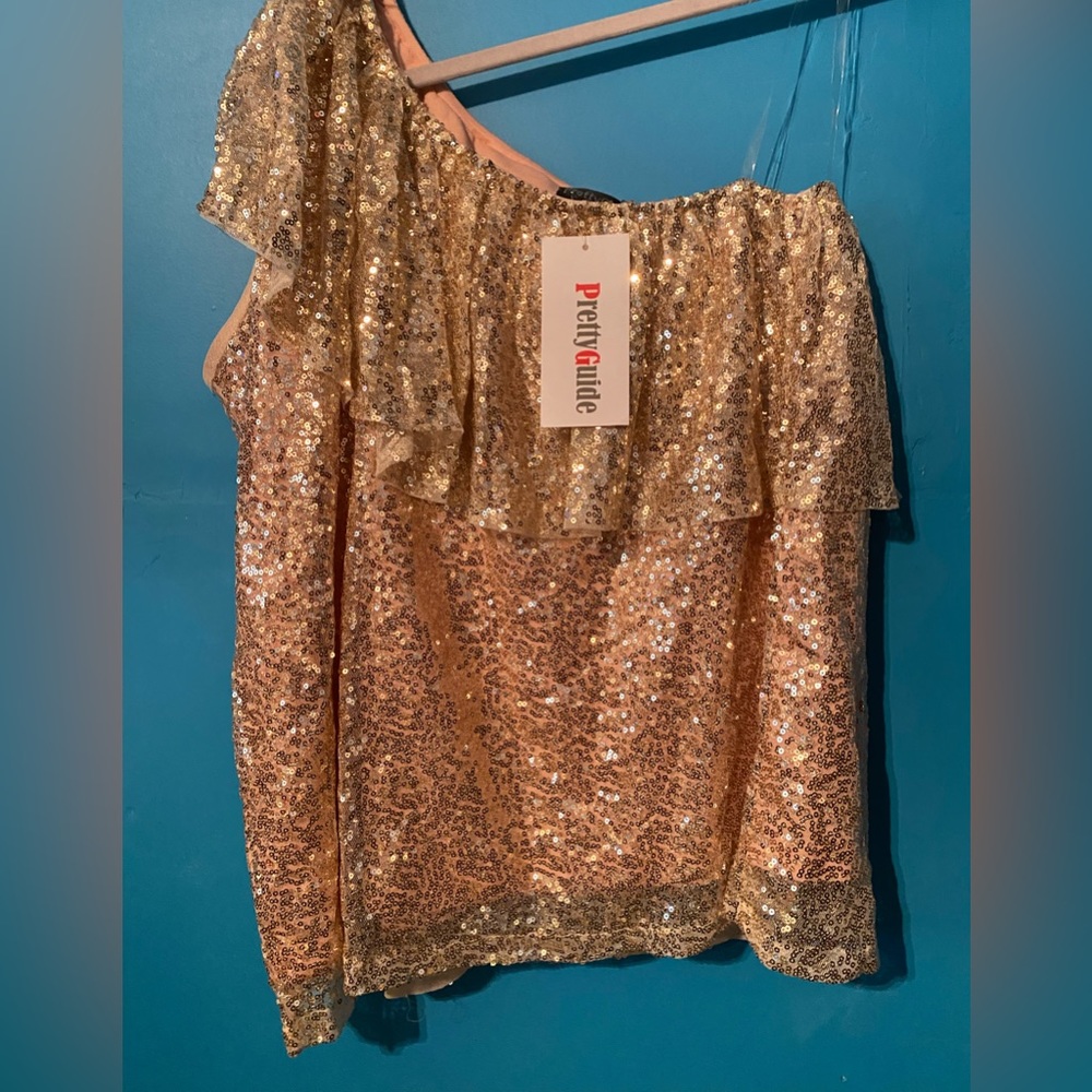 Gold sequin blouse - Lined off the shoulder. (C160)